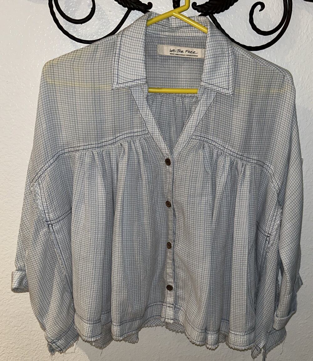 We The Free Women’s Size S Blue Rainbow Picnic Button Down Top - Picture 1 of 7